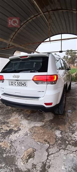 جیپ گراند شیرۆکی